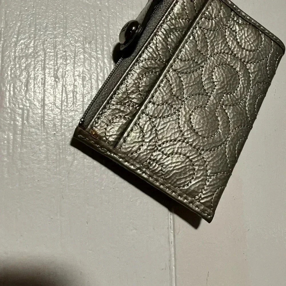 Metallic Coach Small Key Chain Wallet Silver - Picture 4 of 7